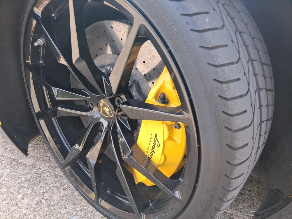 2015 Lamborghini Aventador LP700-4 - Image 5 of 21