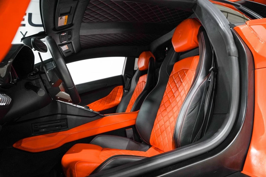 2015 Lamborghini Aventador LP700-4 - Image 9 of 21