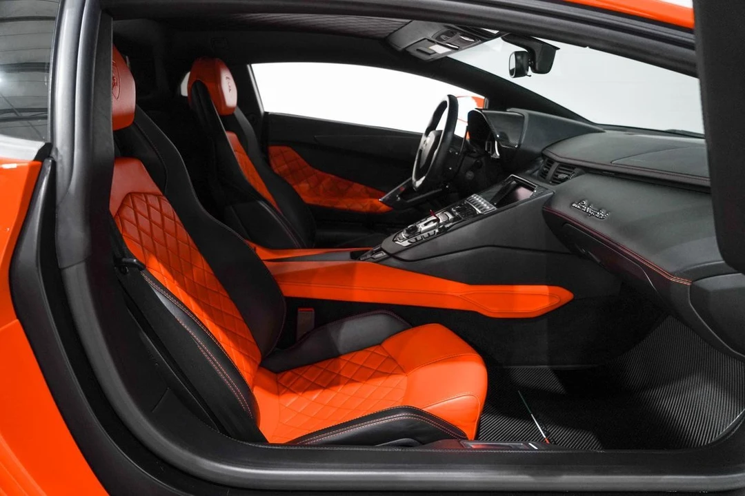 2015 Lamborghini Aventador LP700-4 - Image 16 of 21