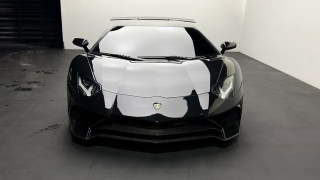 2015 Lamborghini Aventador LP700-4