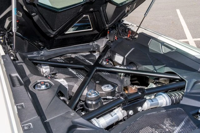 2015 Lamborghini Aventador LP700-4 - Image 30 of 31