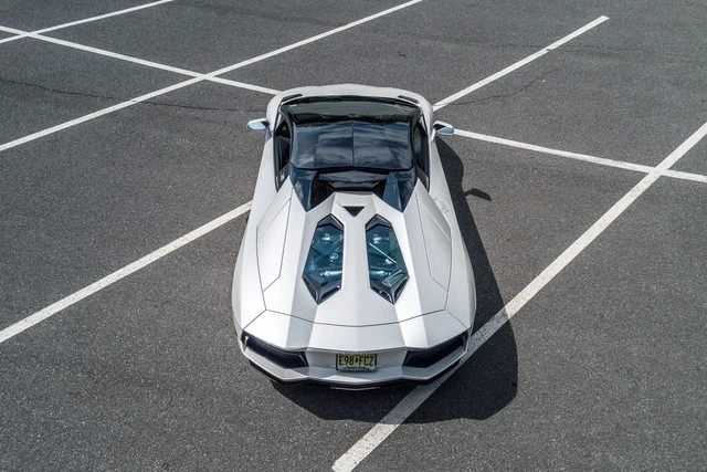 2015 Lamborghini Aventador LP700-4 - Image 16 of 31