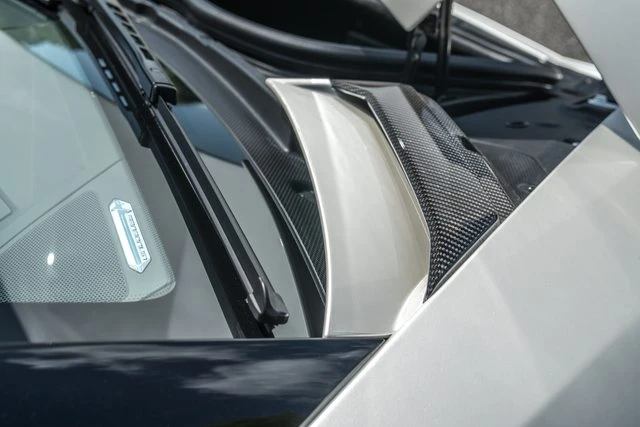 2015 Lamborghini Aventador LP700-4 - Image 24 of 31