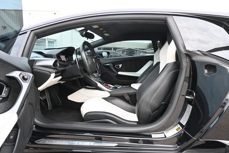 2015 Lamborghini Huracan LP610-4 - Image 13 of 20