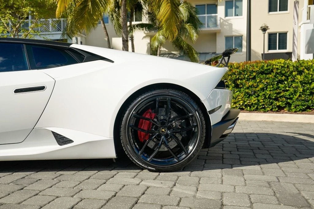 2015 Lamborghini Huracan LP610-4 - Image 16 of 21