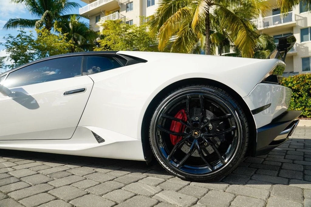 2015 Lamborghini Huracan LP610-4 - Image 18 of 21