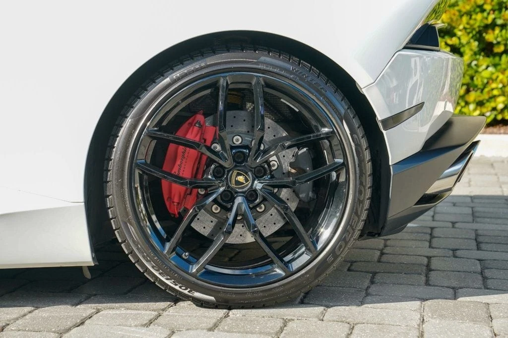 2015 Lamborghini Huracan LP610-4 - Image 17 of 21