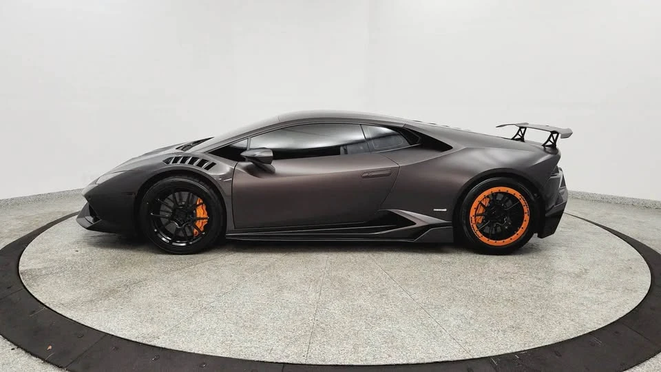 2015 Lamborghini Huracan LP610-4 - Image 2 of 11
