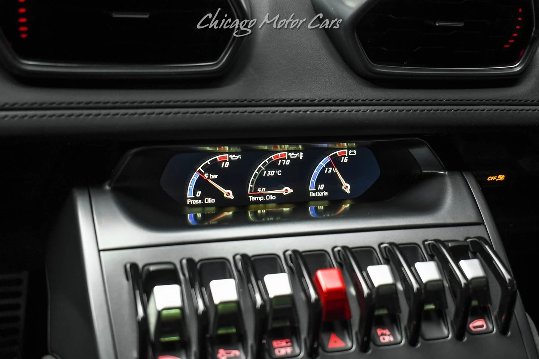 2015 Lamborghini Huracan - Image 12 of 31