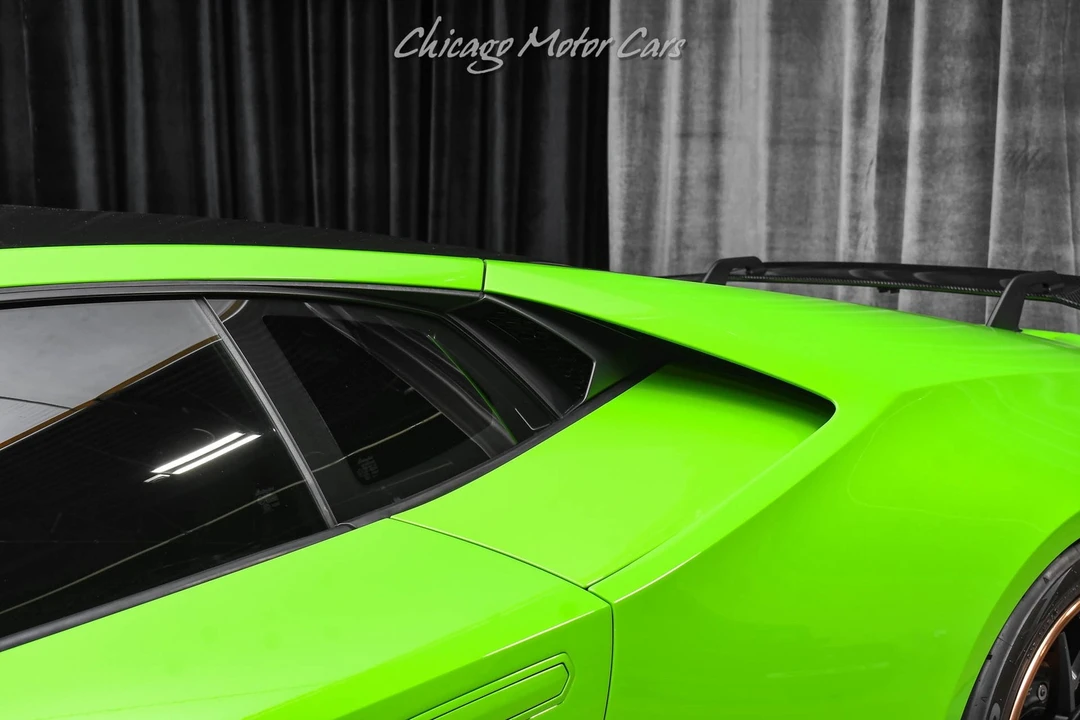 2015 Lamborghini Huracan - Image 28 of 31