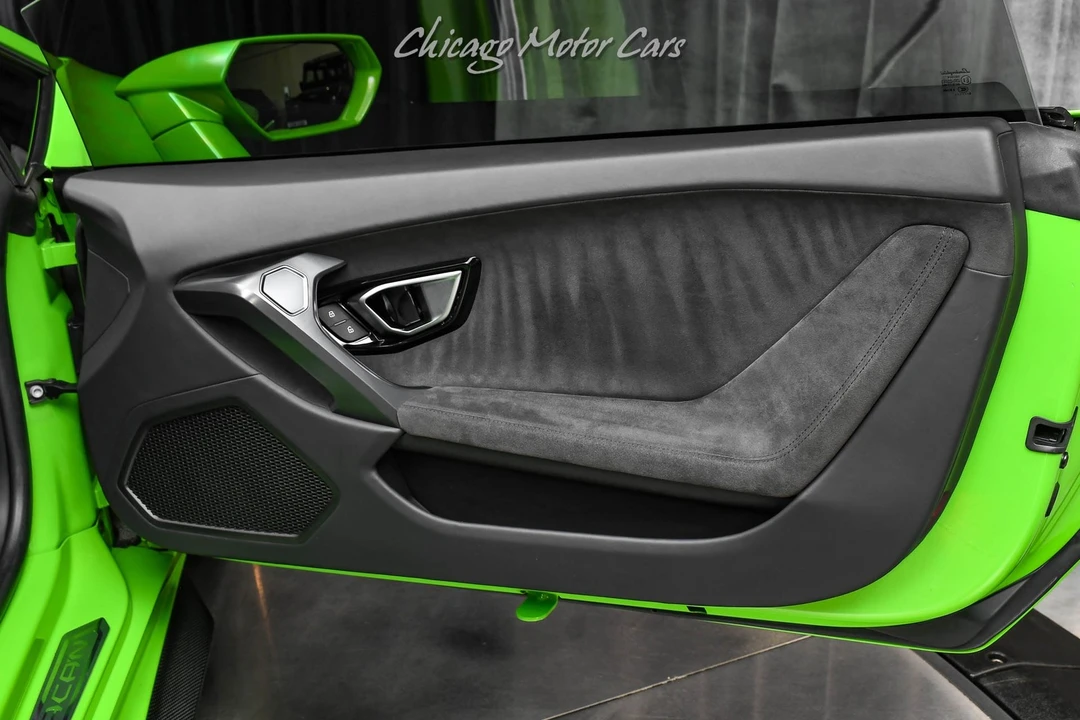 2015 Lamborghini Huracan - Image 22 of 31