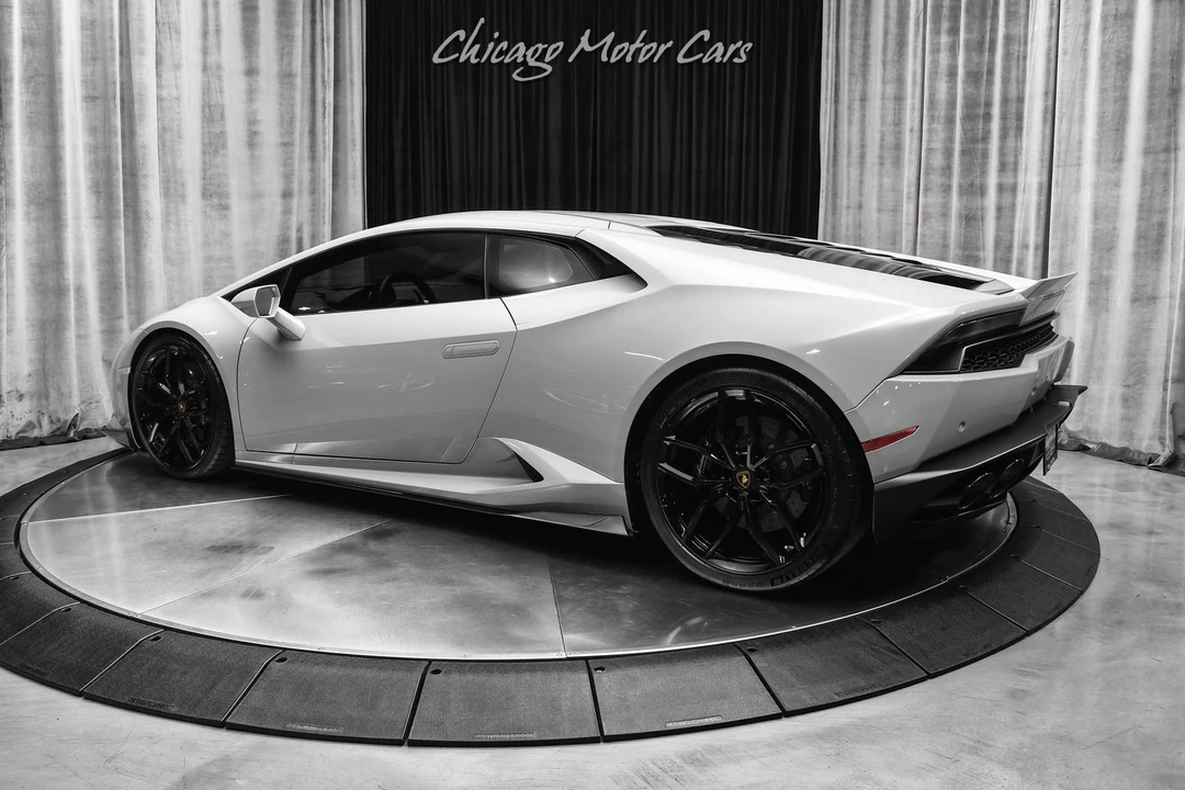 2015 Lamborghini Huracan LP610-4 - Image 3 of 12
