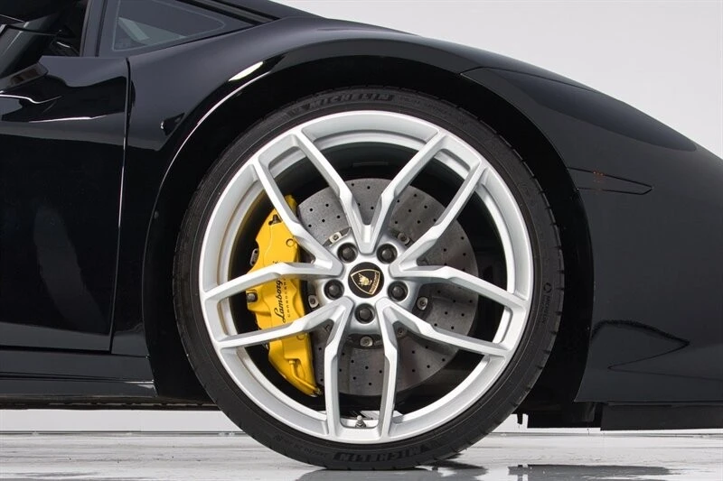 2015 Lamborghini Huracan LP610-4 - Image 12 of 21