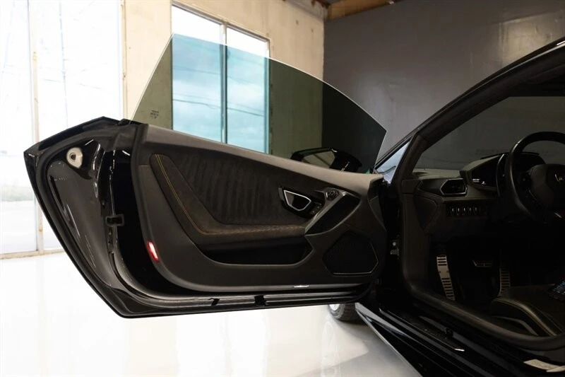 2015 Lamborghini Huracan LP610-4 - Image 12 of 21