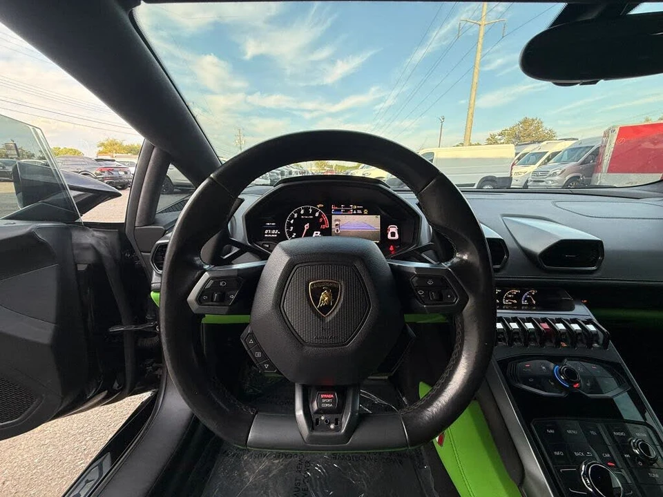 2015 Lamborghini Huracan LP610-4 - Image 22 of 31