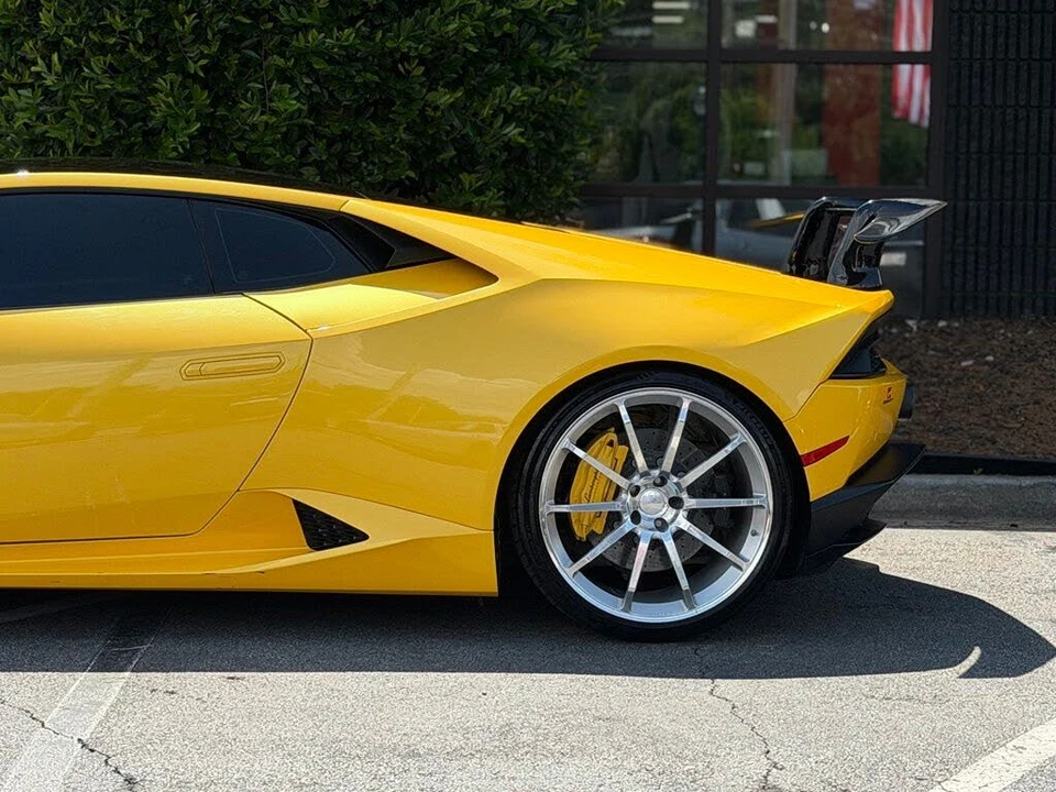 2015 Lamborghini Huracan LP610-4 - Image 11 of 31