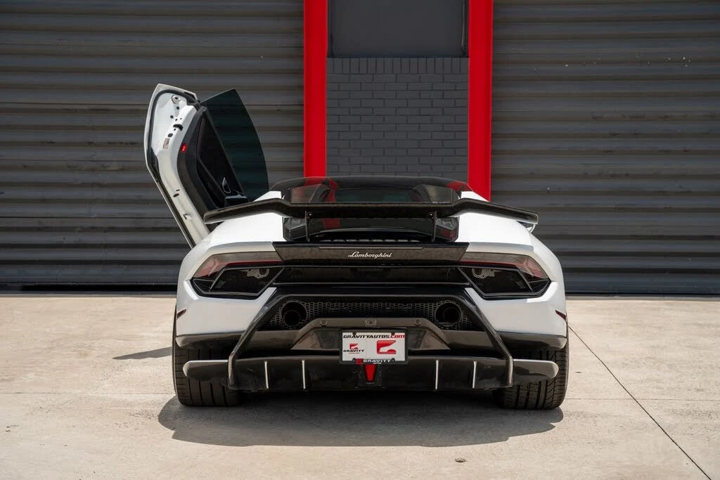 2015 Lamborghini Huracan LP610-4 - Image 18 of 31
