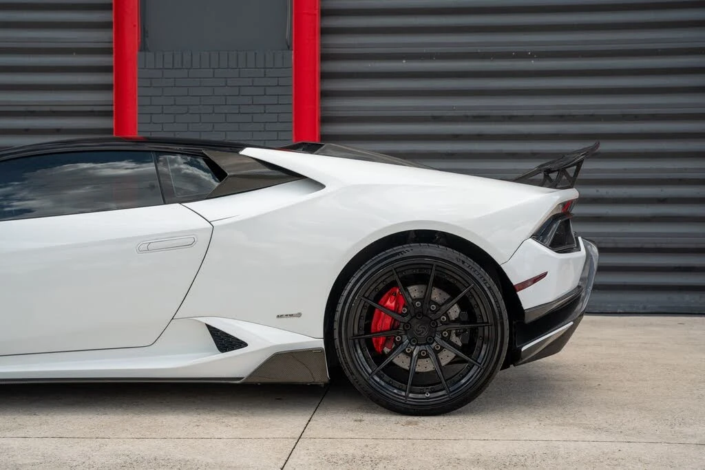 2015 Lamborghini Huracan LP610-4 - Image 16 of 31