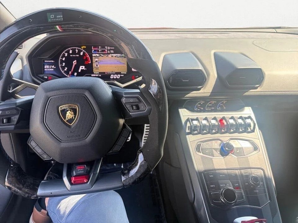 2015 Lamborghini Huracan LP610-4 - Image 8 of 13
