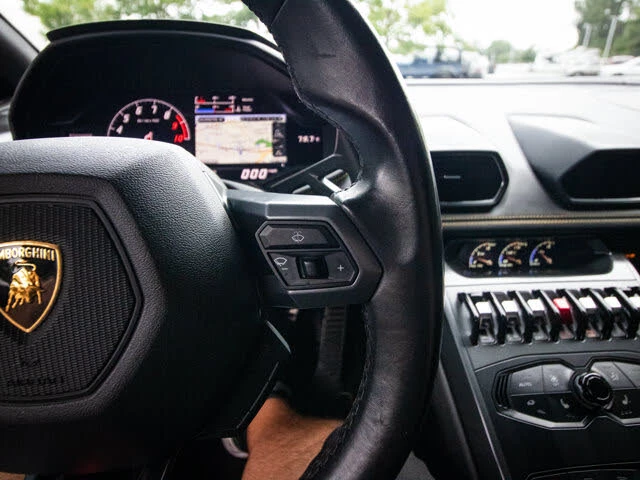 2015 Lamborghini Huracan LP610-4 - Image 19 of 31