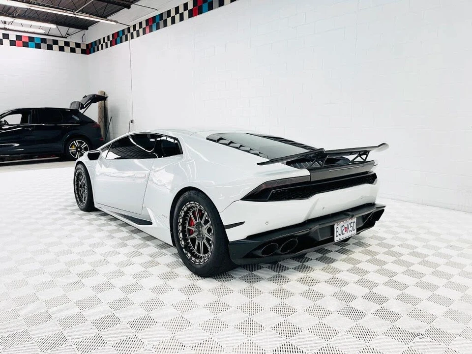 2015 Lamborghini Huracan LP610-4 - Image 7 of 31