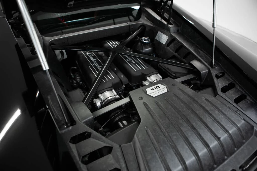2015 Lamborghini Huracan LP610-4 - Image 28 of 31