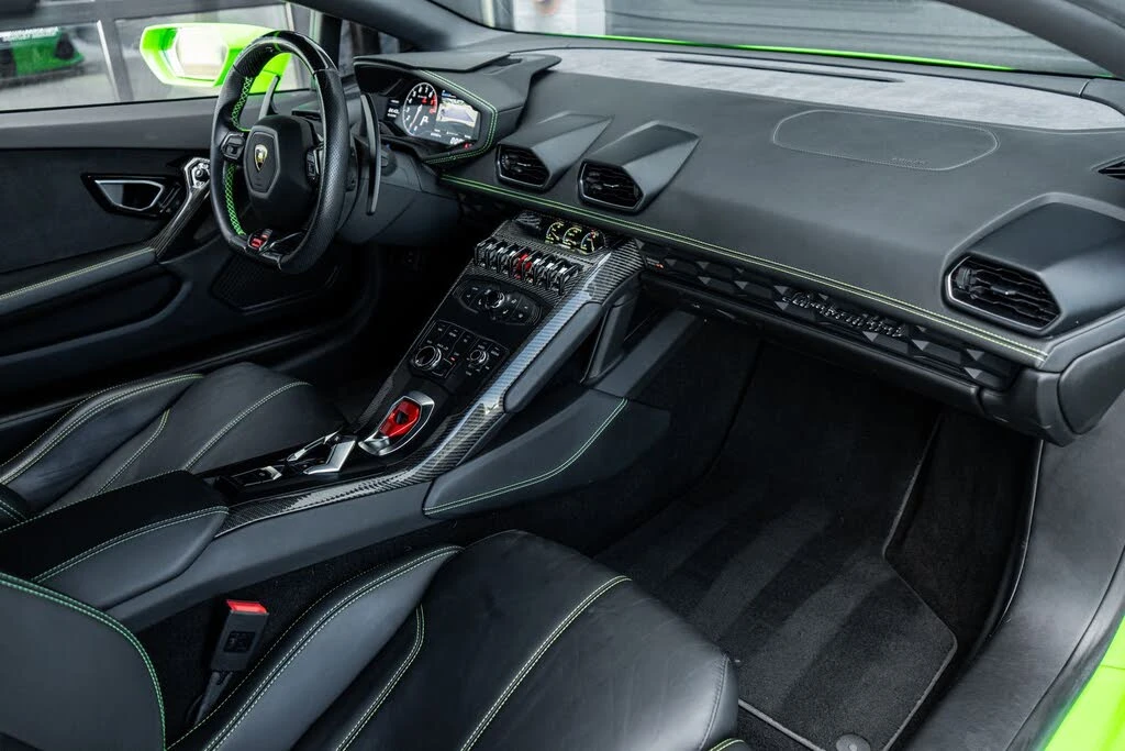 2015 Lamborghini Huracan LP610-4 - Image 2 of 31