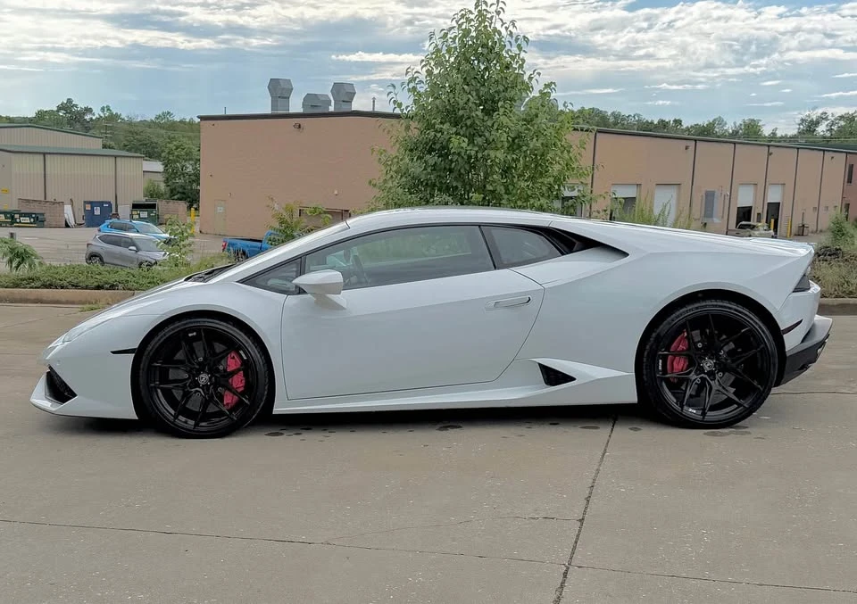 2015 Lamborghini Huracan LP610-4 - Image 3 of 18