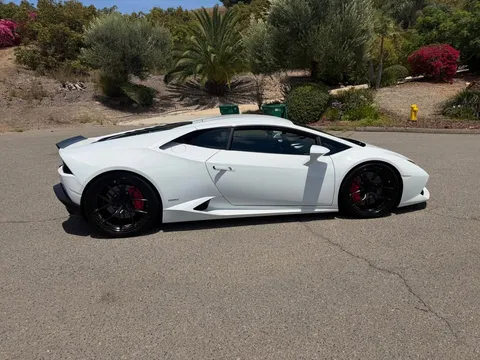 2015 Lamborghini Huracan LP 610-4 Coupe 2D