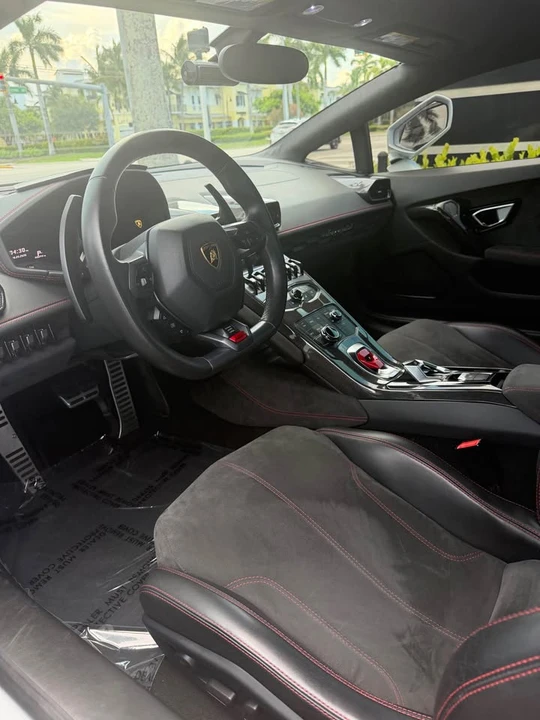 2015 Lamborghini Huracan LP610-4 - Image 10 of 12