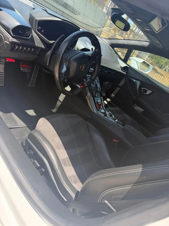 2015 Lamborghini Huracan LP610-4 - Image 11 of 11