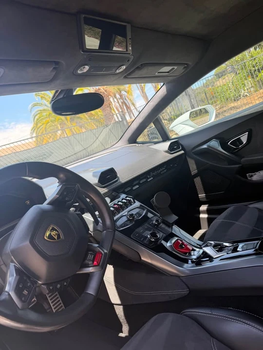 2015 Lamborghini Huracan LP610-4 - Image 9 of 11