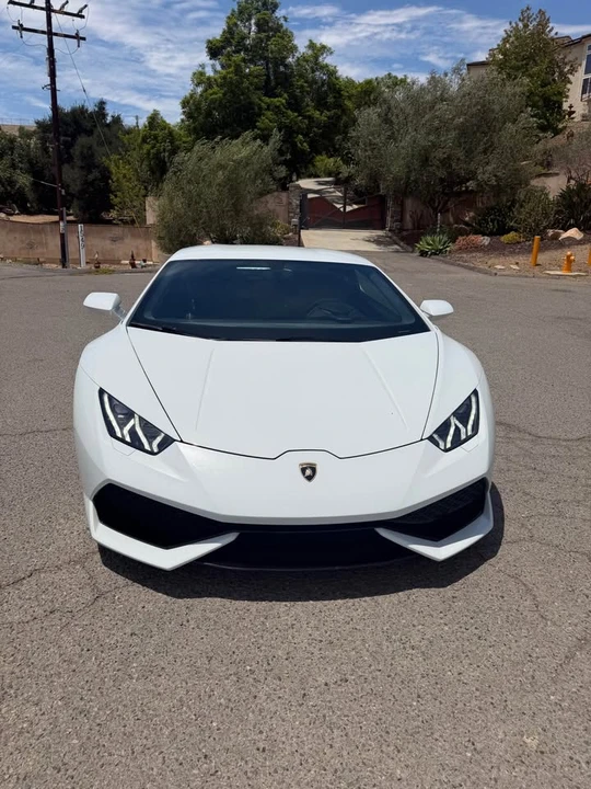 2015 Lamborghini Huracan LP610-4 - Image 2 of 11