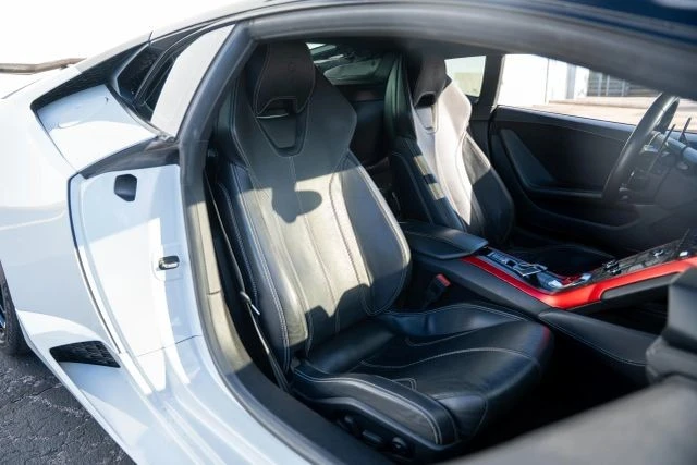 2015 Lamborghini Huracan LP610-4 - Image 3 of 16