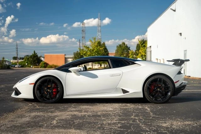 2015 Lamborghini Huracan LP610-4 - Image 12 of 16