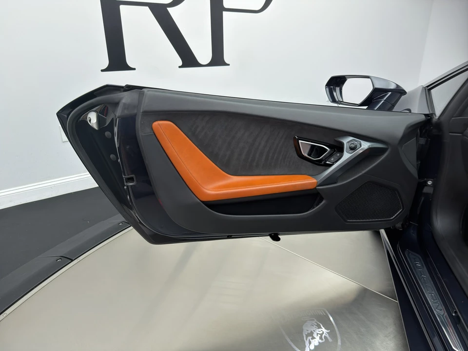 2015 Lamborghini Huracan LP610-4 - Image 14 of 23