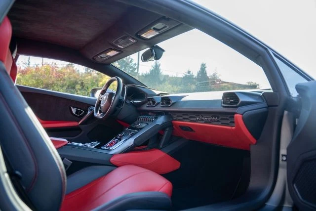 2015 Lamborghini Huracan LP610-4 - Image 10 of 15