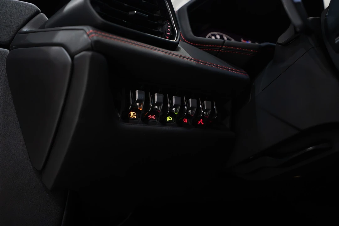 2015 Lamborghini Huracan LP610-4 - Image 11 of 31