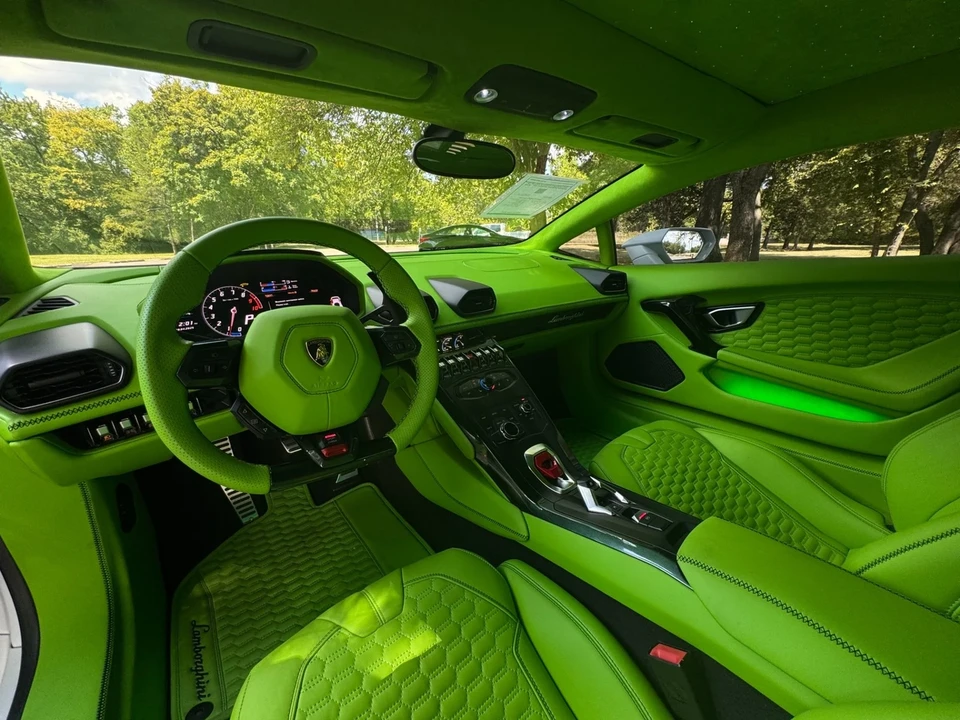 2015 Lamborghini Huracan LP610-4 - Image 10 of 21