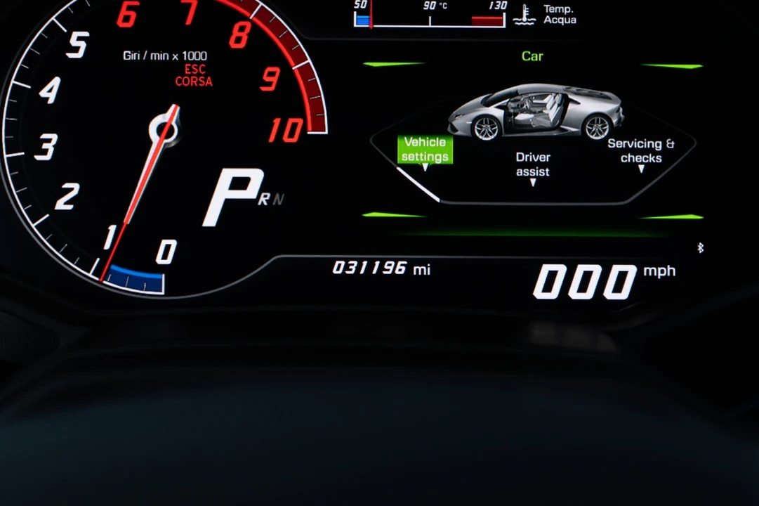 2015 Lamborghini Huracan LP610-4 - Image 12 of 31