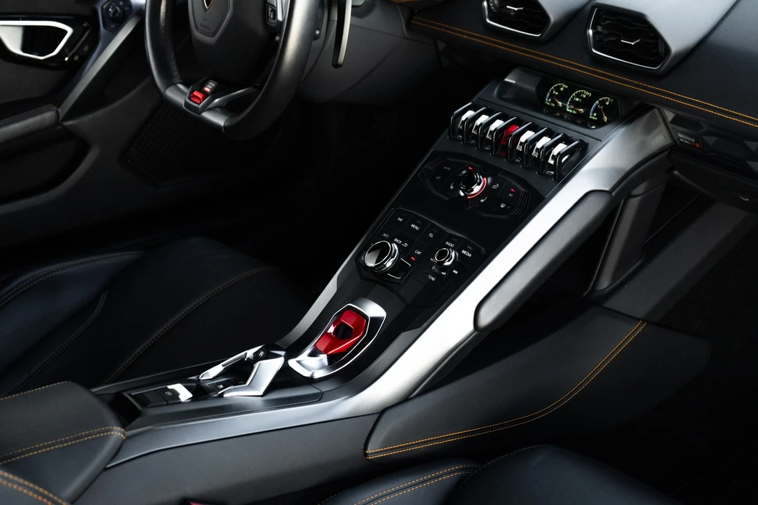 2015 Lamborghini Huracan LP610-4 - Image 20 of 31