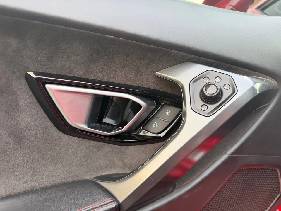 2015 Lamborghini Huracan LP610-4 - Image 20 of 30