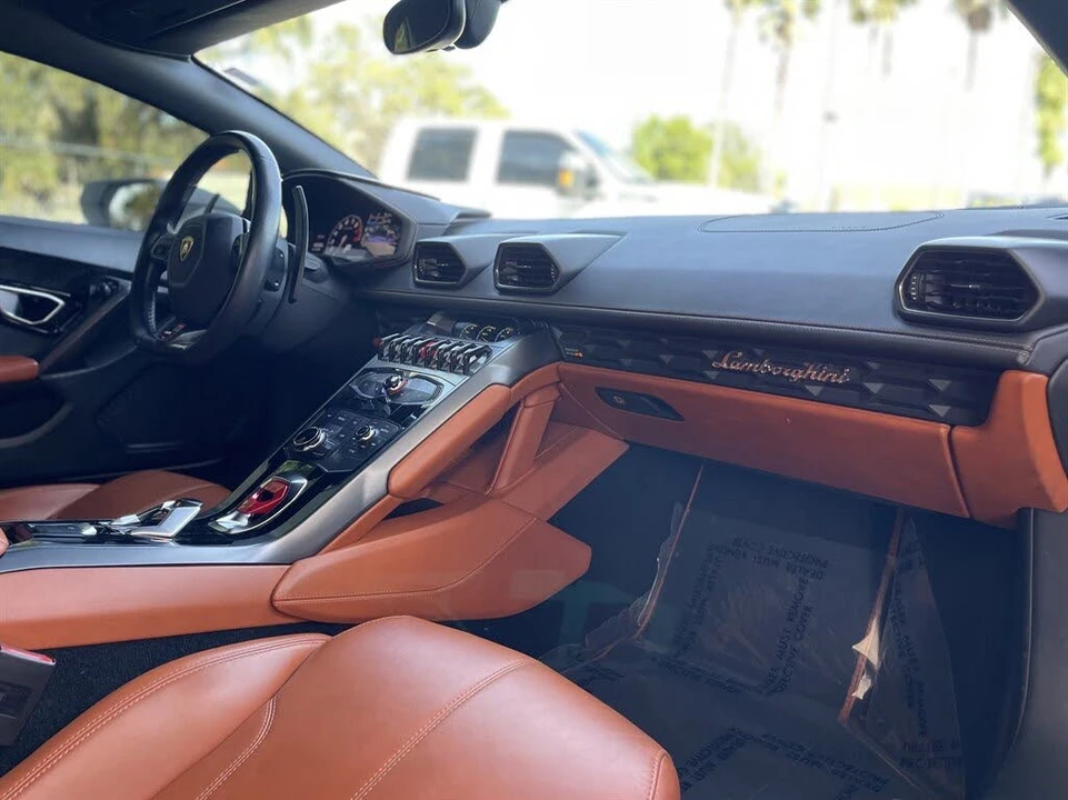 2015 Lamborghini Huracan LP610-4 - Image 13 of 31