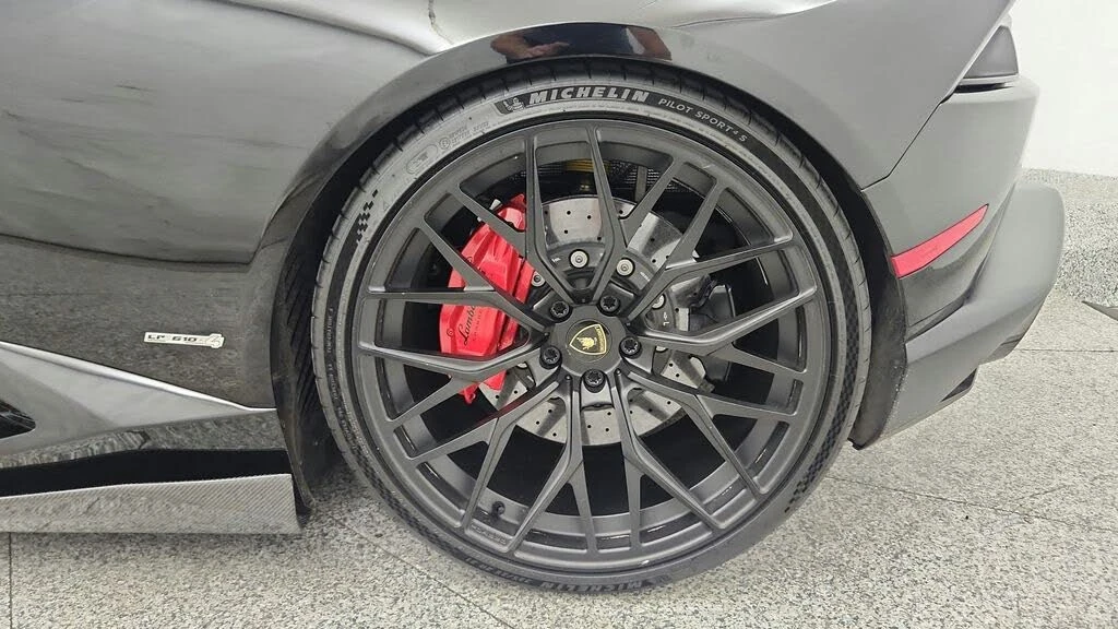2015 Lamborghini Huracan LP610-4 - Image 17 of 31