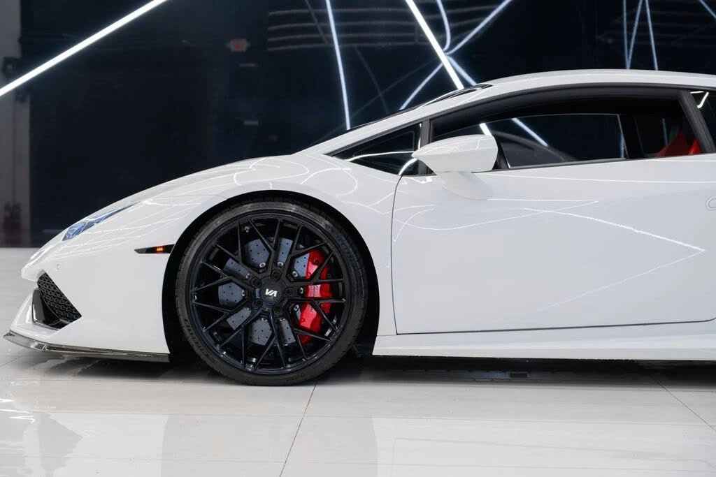 2015 Lamborghini Huracan LP610-4 - Image 7 of 31