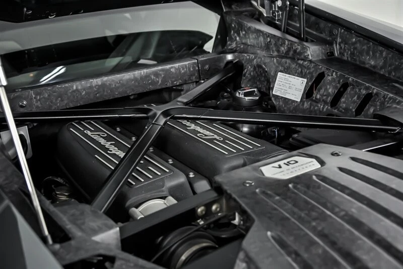 2015 Lamborghini Huracan LP610-4 - Image 12 of 31
