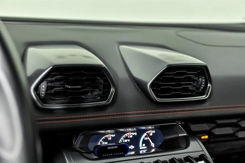 2015 Lamborghini Huracan LP610-4 - Image 25 of 31