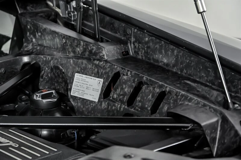 2015 Lamborghini Huracan LP610-4 - Image 13 of 31