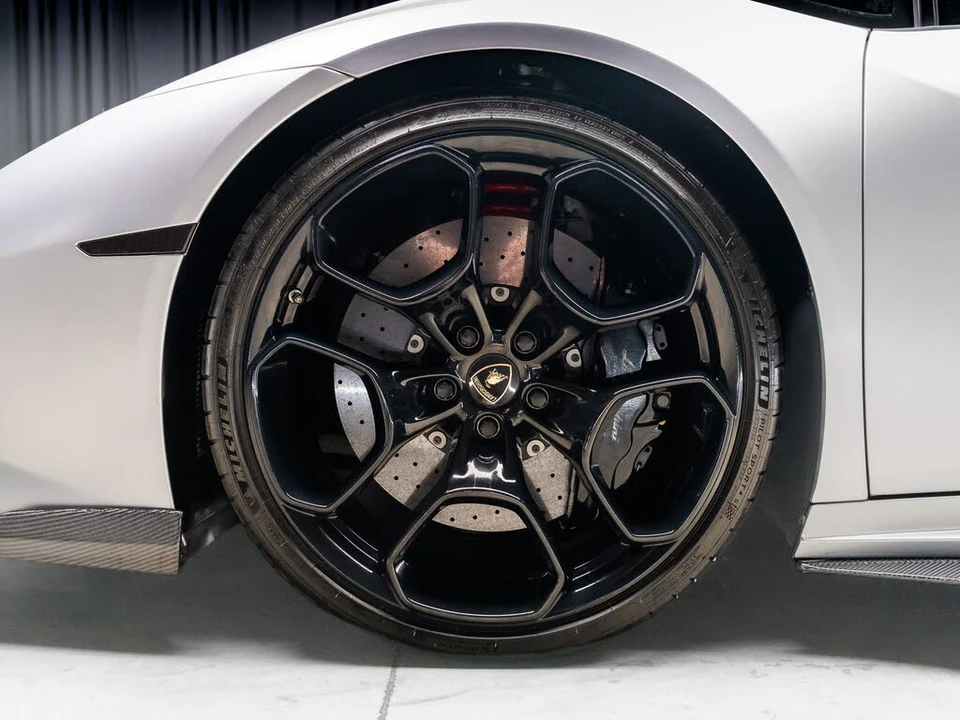 2015 Lamborghini Huracan LP610-4 - Image 24 of 31