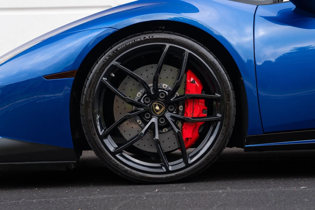 2015 Lamborghini Huracan LP610-4 - Image 28 of 31